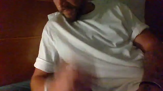 Snapshot of freetom31 chatting on March 29, 2026, 12:38 pm freetom31 online show from March 29, 2026, 12:38 pm