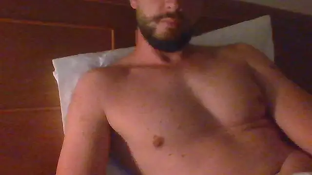 Snapshot of freetom31 chatting on April 3, 2026, 1:31 pm freetom31 online show from April 3, 2026, 1:31 pm