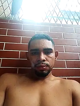 Snapshot of hugoafricano chatting on March 7, 2026, 10:01 am hugoafricano online show from March 7, 2026, 10:01 am