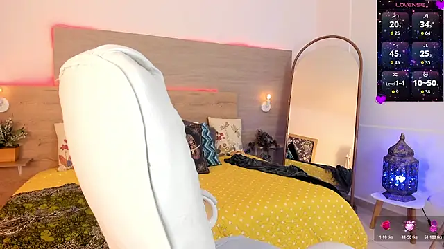  Azahaaraa  online show from March 15, 2026, 3:23 am