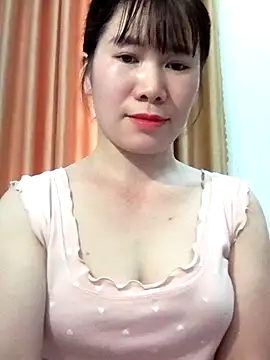 Bondgirl 9 online show from May 16, 2026, 6:32 am