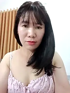 Snapshot of Bondgirl_9 chatting on June 27, 2026, 6:46 pm Bondgirl 9 online show from June 27, 2026, 6:46 pm