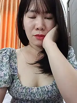 Snapshot of Bondgirl_9 chatting on July 1, 2026, 4:58 am Bondgirl 9 online show from July 1, 2026, 4:58 am