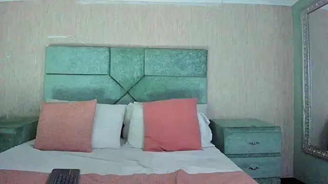 ChritianDowney online show from March 7, 2026, 4:53 am