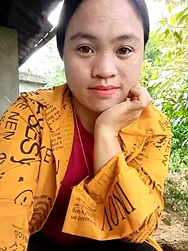 Snapshot of Mayxinh_love chatting on March 31, 2026, 12:34 am Mayxinh love online show from March 31, 2026, 12:34 am