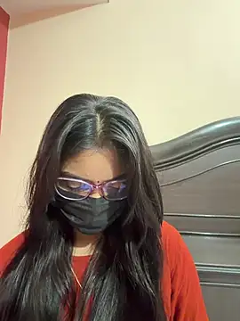 Snapshot of nikki_catz chatting on July 1, 2026, 4:29 pm nikki catz online show from July 1, 2026, 4:29 pm