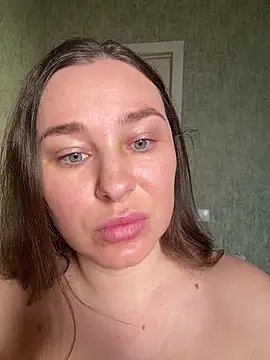 sweetie El online show from March 17, 2026, 5:22 am