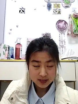 Yunhan 27 online show from March 6, 2026, 5:26 am