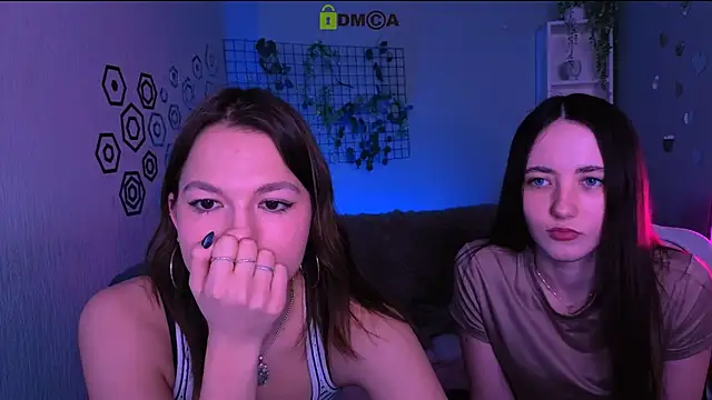 Snapshot of liana_best chatting on April 3, 2026, 1:31 pm liana best online show from April 3, 2026, 1:31 pm