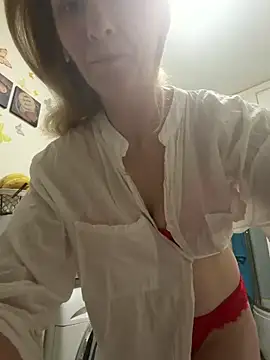 Snapshot of Secret_Ladyx chatting on May 31, 2026, 4:09 am Secret Ladyx online show from May 31, 2026, 4:09 am