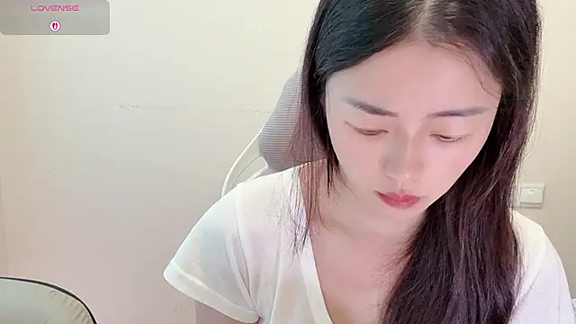 Snapshot of jinxiyao01 chatting on July 4, 2026, 2:40 am jinxiyao01 online show from July 4, 2026, 2:40 am