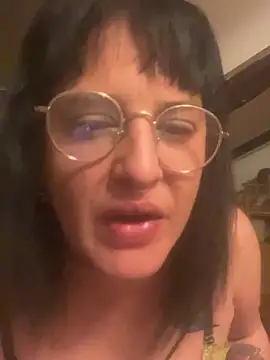 Xlilli69X online show from April 5, 2026, 8:06 pm