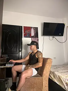 Kenny romano online show from April 21, 2026, 7:14 am