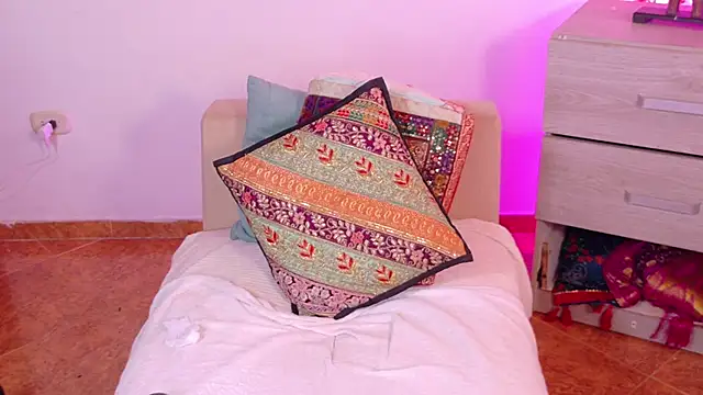 anandacute2 online show from April 18, 2026, 7:07 pm