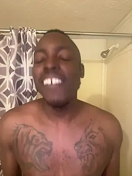 Deomaniqevans online show from March 3, 2026, 10:59 pm