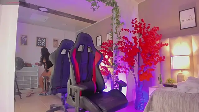 Kiara Kismet  online show from March 24, 2026, 8:14 pm