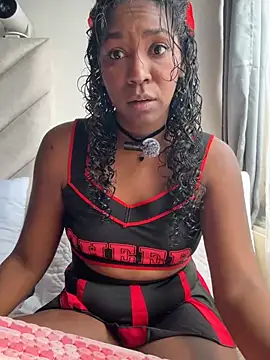 Snapshot of maryjane_ebony chatting on July 22, 2026, 2:20 pm maryjane ebony online show from July 22, 2026, 2:20 pm