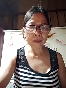 Sky-rain98 online show from May 17, 2026, 1:51 pm