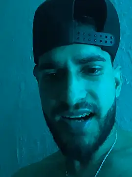 chuly00 online show from March 4, 2026, 4:51 am