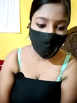 ramyatamilhot online show from April 21, 2026, 5:39 pm