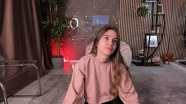 Velvet Spell online show from April 7, 2026, 3:18 am