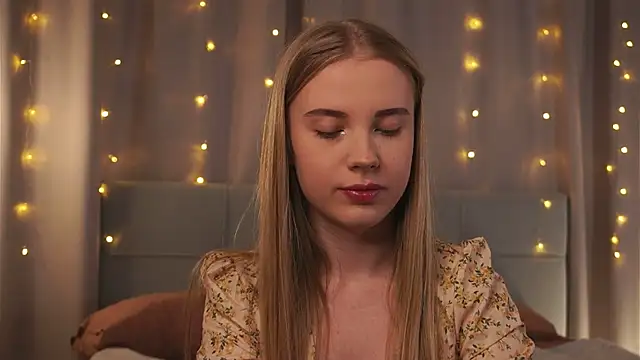 tayashy online show from April 22, 2026, 5:14 pm