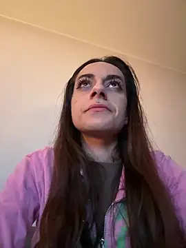 chiara-mario online show from May 13, 2026, 11:22 pm