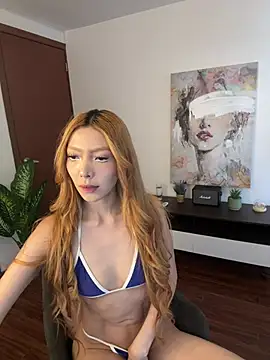 Snapshot of Suki_3 chatting on May 29, 2026, 3:32 pm Suki 3 online show from May 29, 2026, 3:32 pm