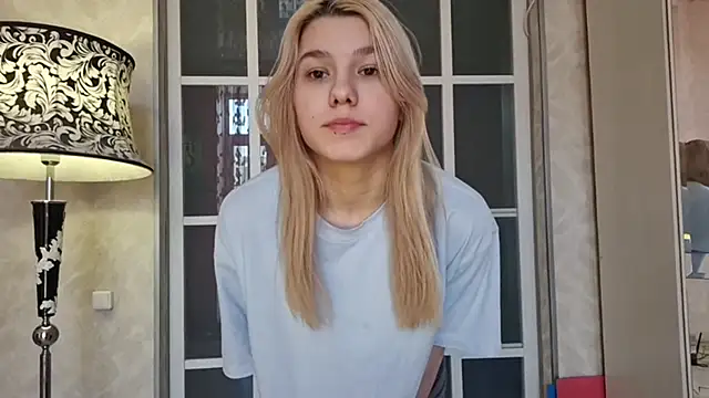 SweetBoobiesChill online show from March 9, 2026, 12:20 pm