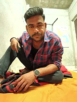 Snapshot of akshat234556 chatting on April 8, 2026, 2:39 pm akshat234556 online show from April 8, 2026, 2:39 pm