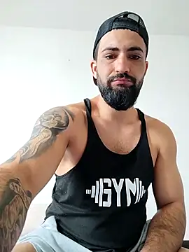 Snapshot of Tommy_Porn_ chatting on April 7, 2026, 10:05 am Tommy Porn online show from April 7, 2026, 10:05 am