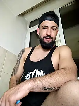 Snapshot of Tommy_Porn_ chatting on April 18, 2026, 9:37 pm Tommy Porn online show from April 18, 2026, 9:37 pm