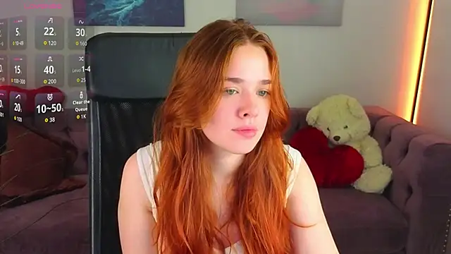 Snapshot of TiffanyVex chatting on May 22, 2026, 3:39 pm TiffanyVex online show from May 22, 2026, 3:39 pm
