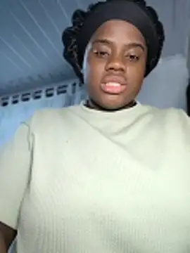 YourLiaa  online show from April 23, 2026, 5:41 am