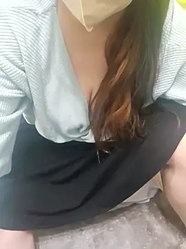 ayumidesu online show from April 10, 2026, 1:44 am