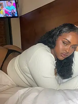 Realriyaaa online show from March 21, 2026, 2:27 am