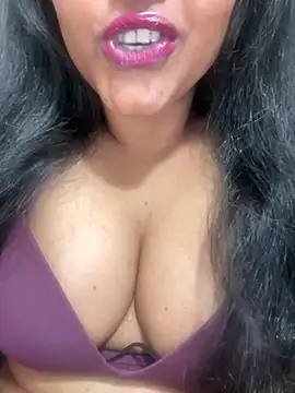 munni-munni6767 online show from April 11, 2026, 5:50 pm