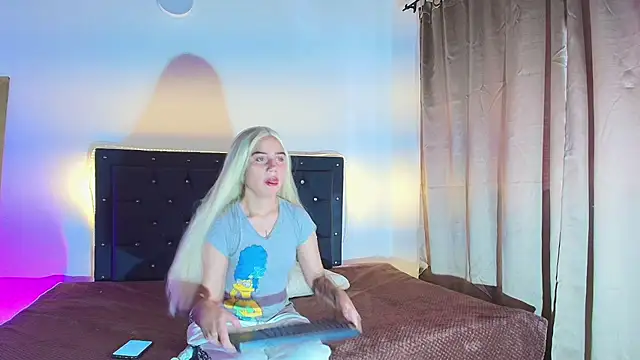 nayades ricci online show from June 23, 2026, 7:56 pm