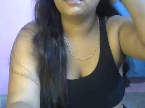 Snapshot of QUEEN-OF-QUEEN chatting on July 19, 2026, 6:55 pm QUEEN-OF-QUEEN online show from July 19, 2026, 6:55 pm