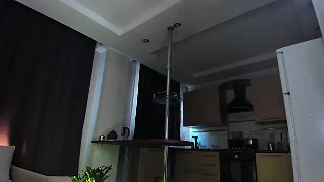 KayaNoir online show from April 25, 2026, 1:41 pm