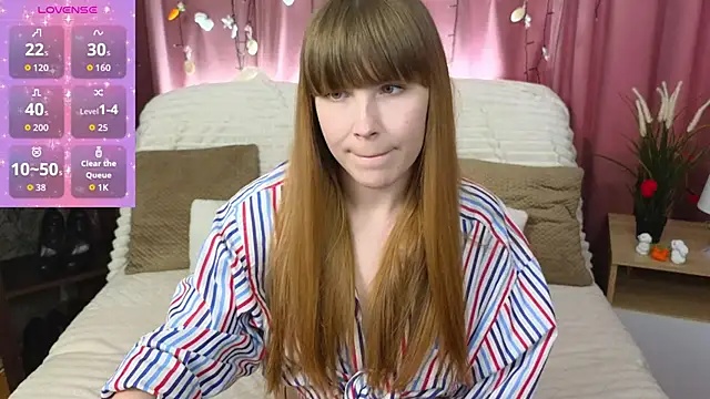 EmilyCuper  online show from April 7, 2026, 1:33 pm