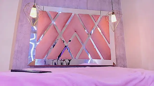 luci lane  online show from April 11, 2026, 7:45 am