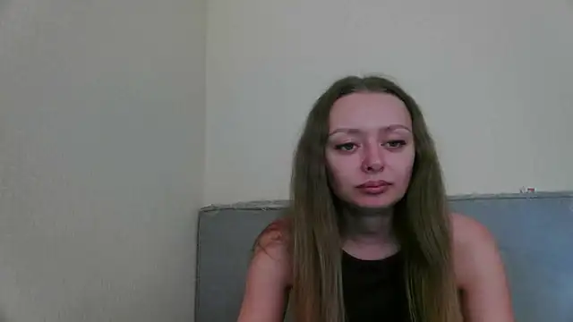 MysticGlimmer online show from May 28, 2026, 7:27 am
