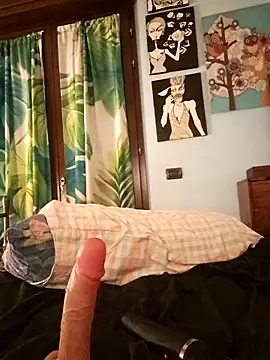 bellad0nna online show from April 12, 2026, 2:05 am