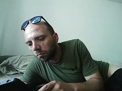 Snapshot of experiencelove chatting on July 6, 2026, 8:55 pm experiencelove online show from July 6, 2026, 8:55 pm