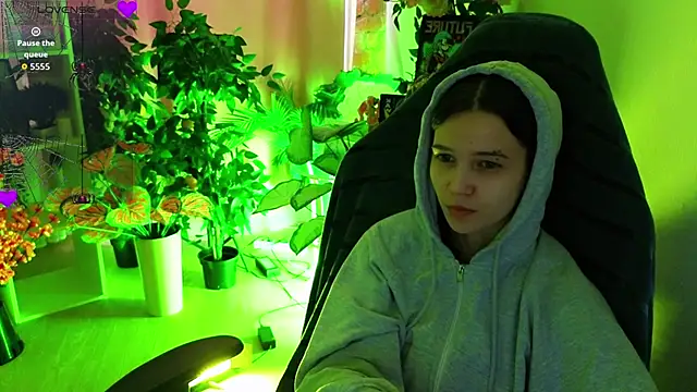 GG Viper online show from May 6, 2026, 3:17 pm