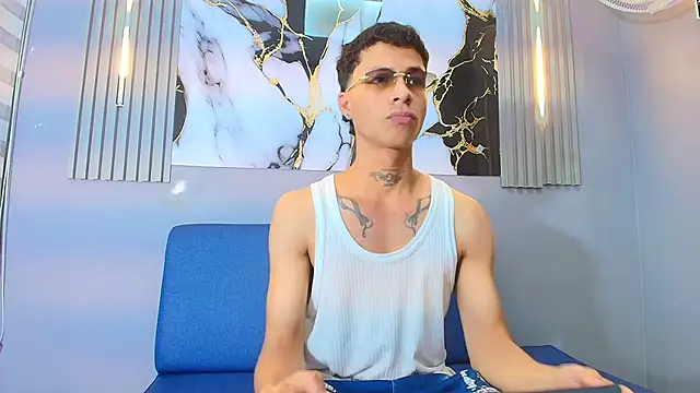 HENRY GREEN2 online show from April 25, 2026, 12:35 am