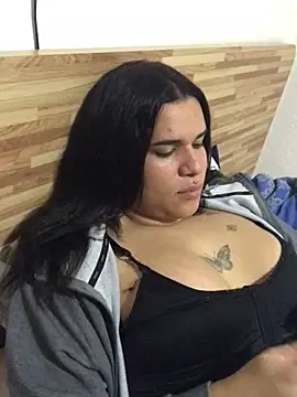 Gabrielaparaiso online show from May 22, 2026, 4:34 pm