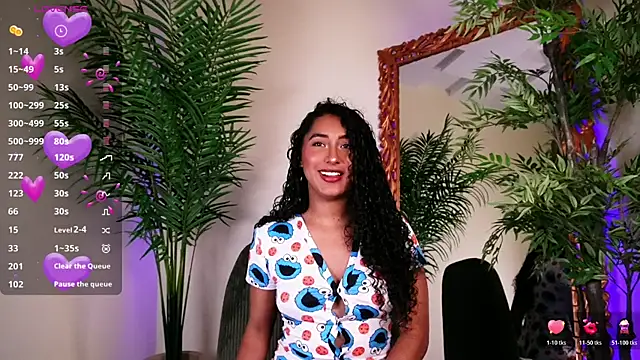 Snapshot of SoyJuliana_19 chatting on May 21, 2026, 12:23 pm SoyJuliana 19 online show from May 21, 2026, 12:23 pm