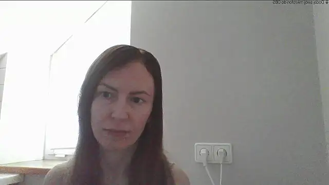 Snapshot of AnnaTight chatting on May 5, 2026, 9:28 am AnnaTight online show from May 5, 2026, 9:28 am